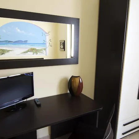 La Porta Accanto Bed & Breakfast 3*