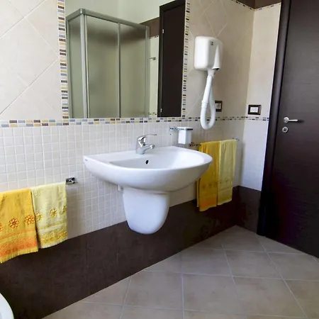 住宿加早餐酒店 拉波尔塔阿坎图b&b酒店 萨萨里