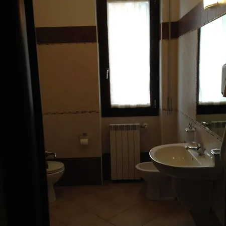 La Porta Accanto 3*